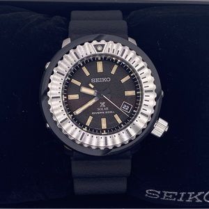 SEIKO Prospex Street Sports Solar Diver's 200M SNE541P1